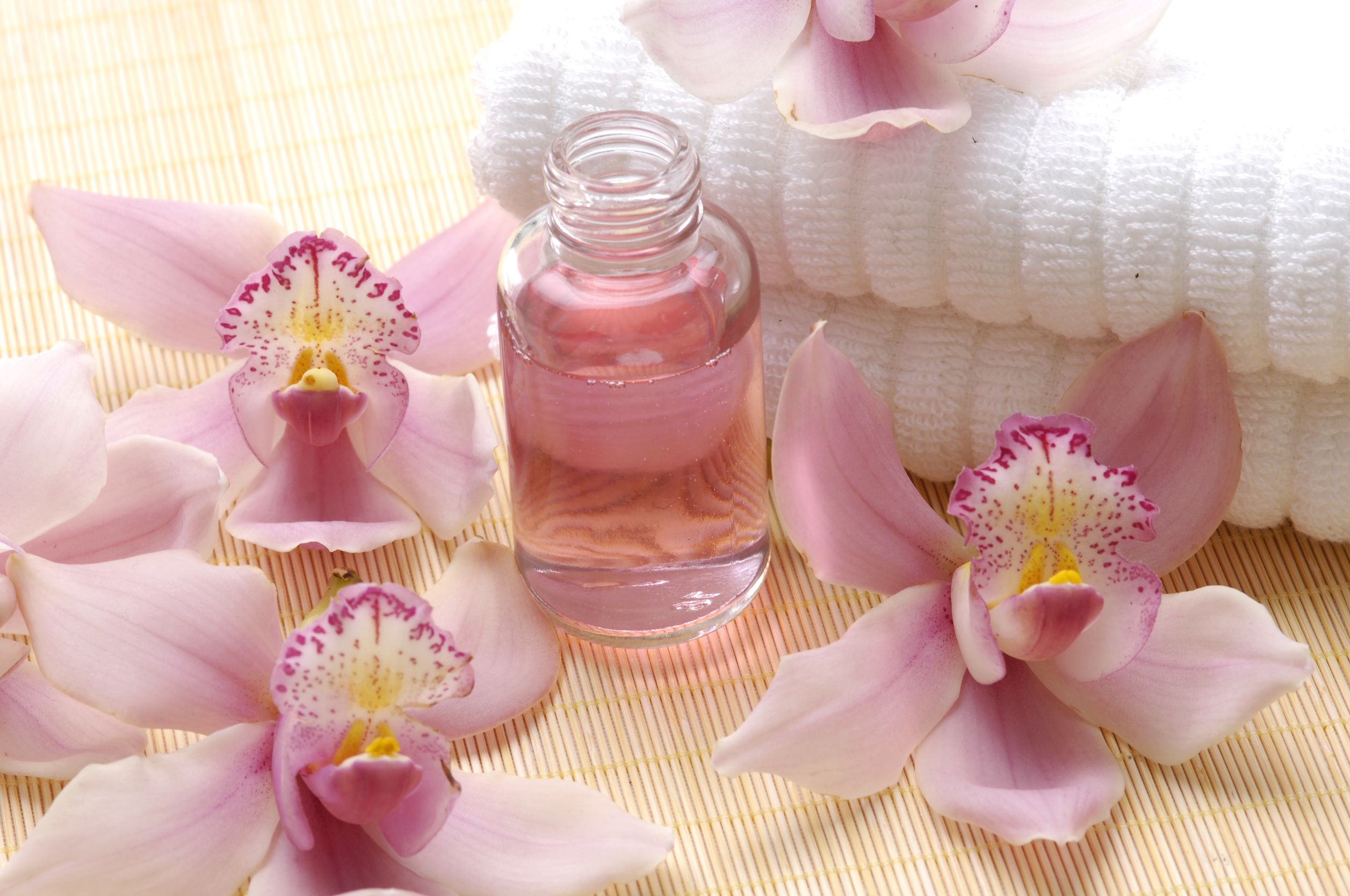 BODY BLEND™ massage oils and lotions